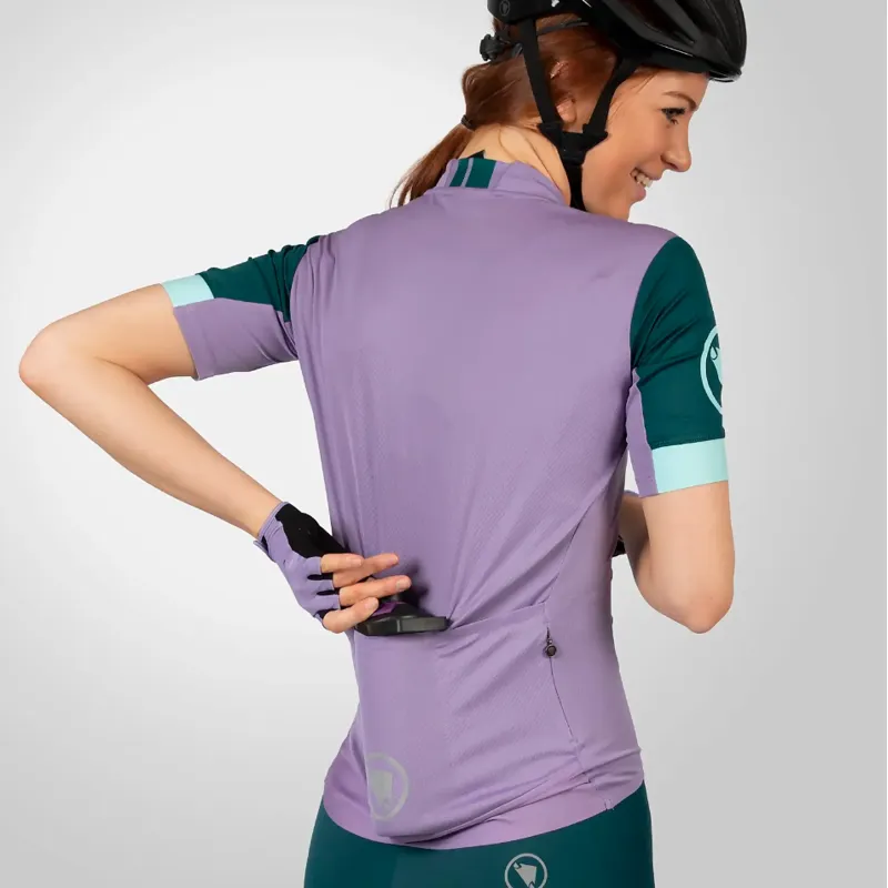 Endura Women's FS260 Short Sleeve Jersey in Violet-2